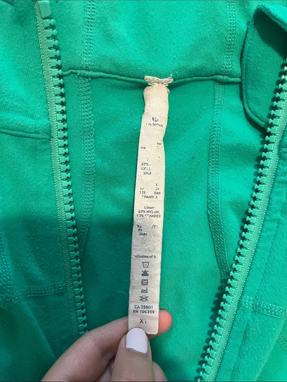 lululemon athletica Emerald Green Hooded Zip Jacket with Contrast Panels - Picture 2 of 5